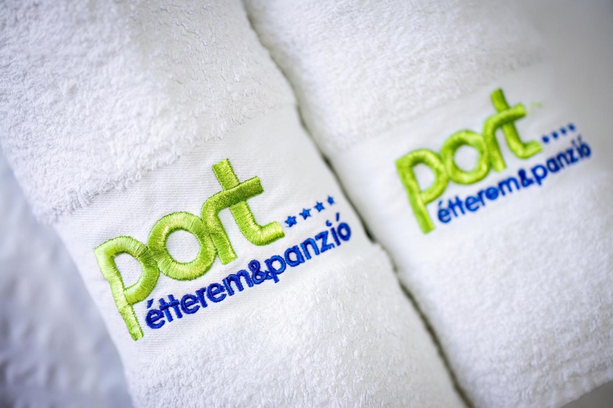 Port Etterem&Panzio Bed & Breakfast Balatonmáriafürdő Eksteriør bilde