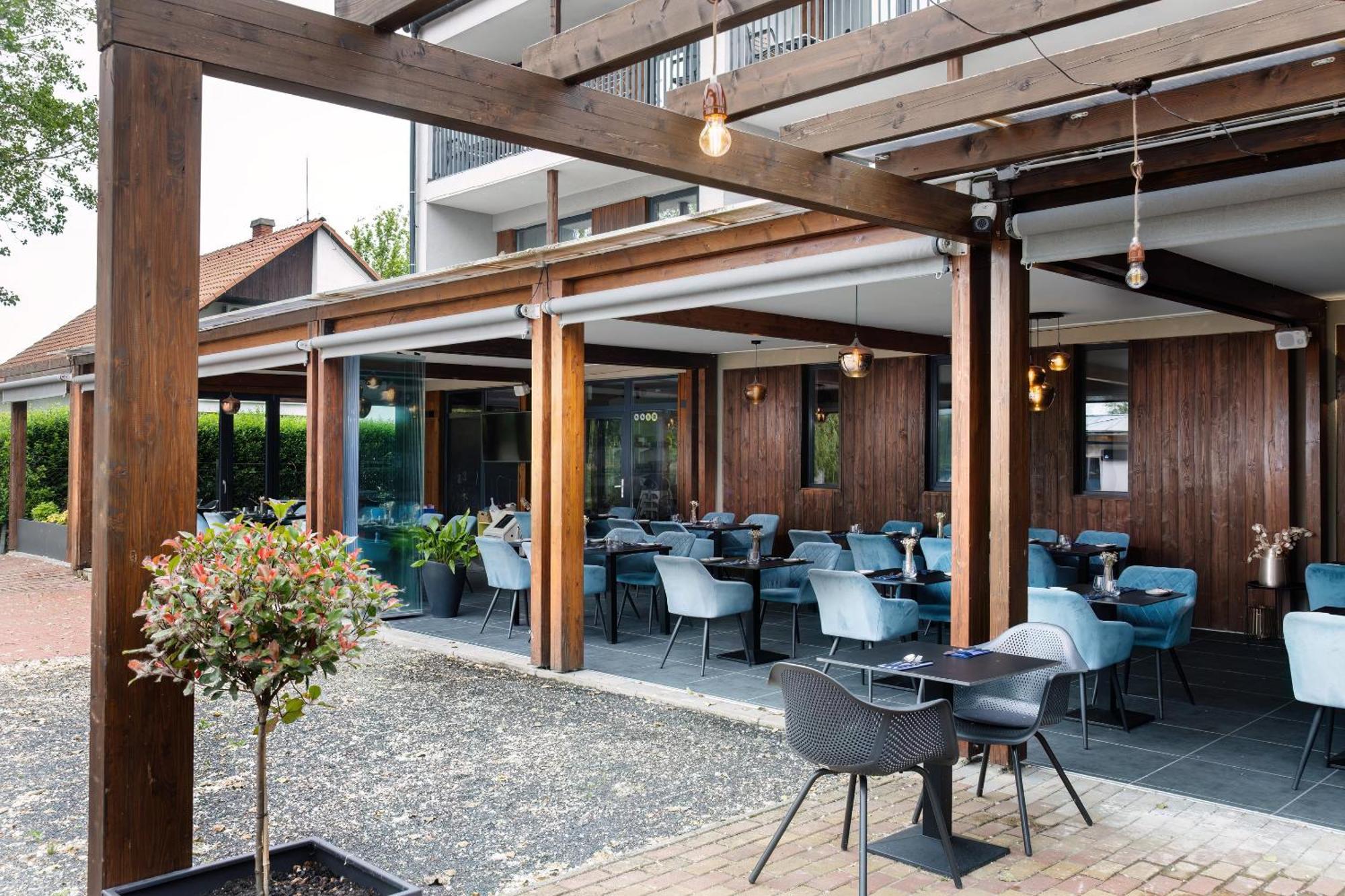 Port Etterem&Panzio Bed & Breakfast Balatonmáriafürdő Eksteriør bilde